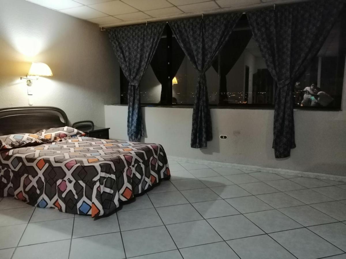 Hotel Sol De Oro 瓜亚基尔 外观 照片