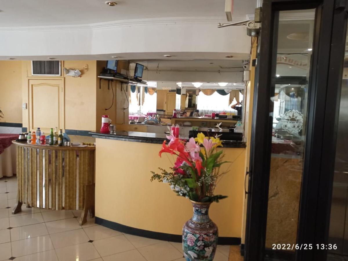 Hotel Sol De Oro 瓜亚基尔 外观 照片